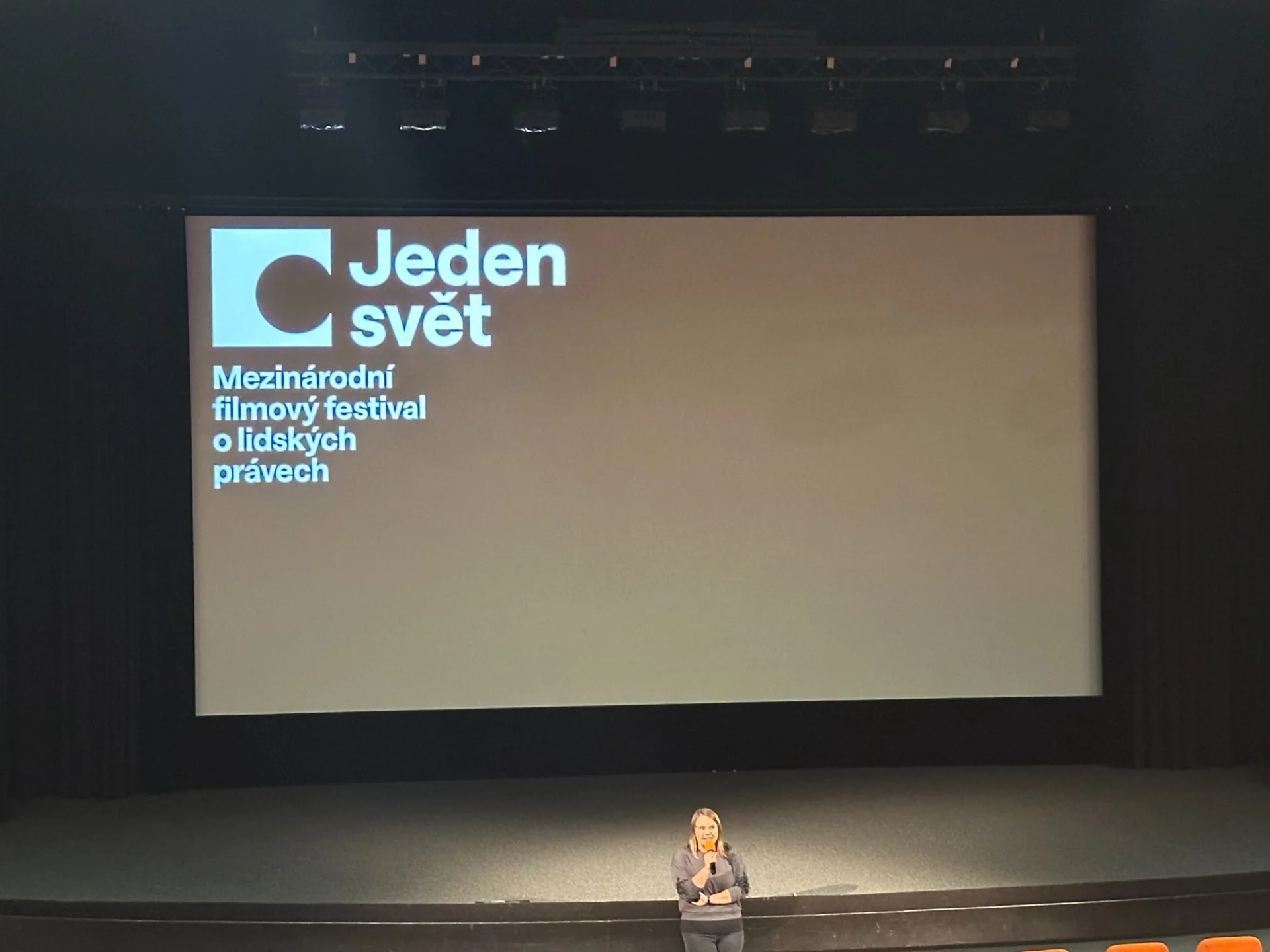 Jeden svět 2025